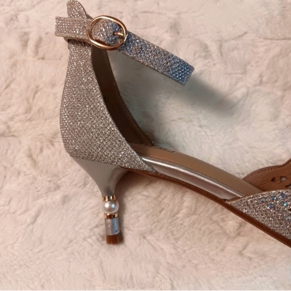 Elegant Silver Heels with Ankle Strap - Picture 11 of 13